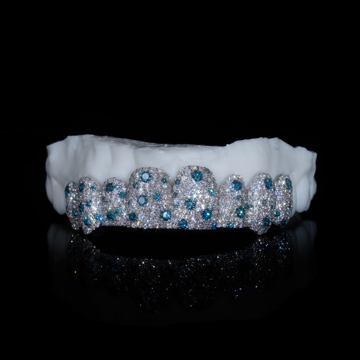 Blue and White Iced Mosaic Top Set
